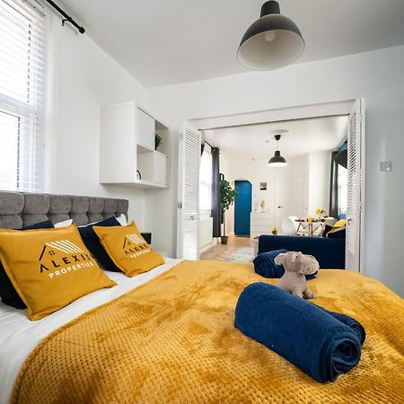Apartmán Seaside Retreat: Luxury 1-Bed, Free Parking Portsmouth Exteriér fotografie