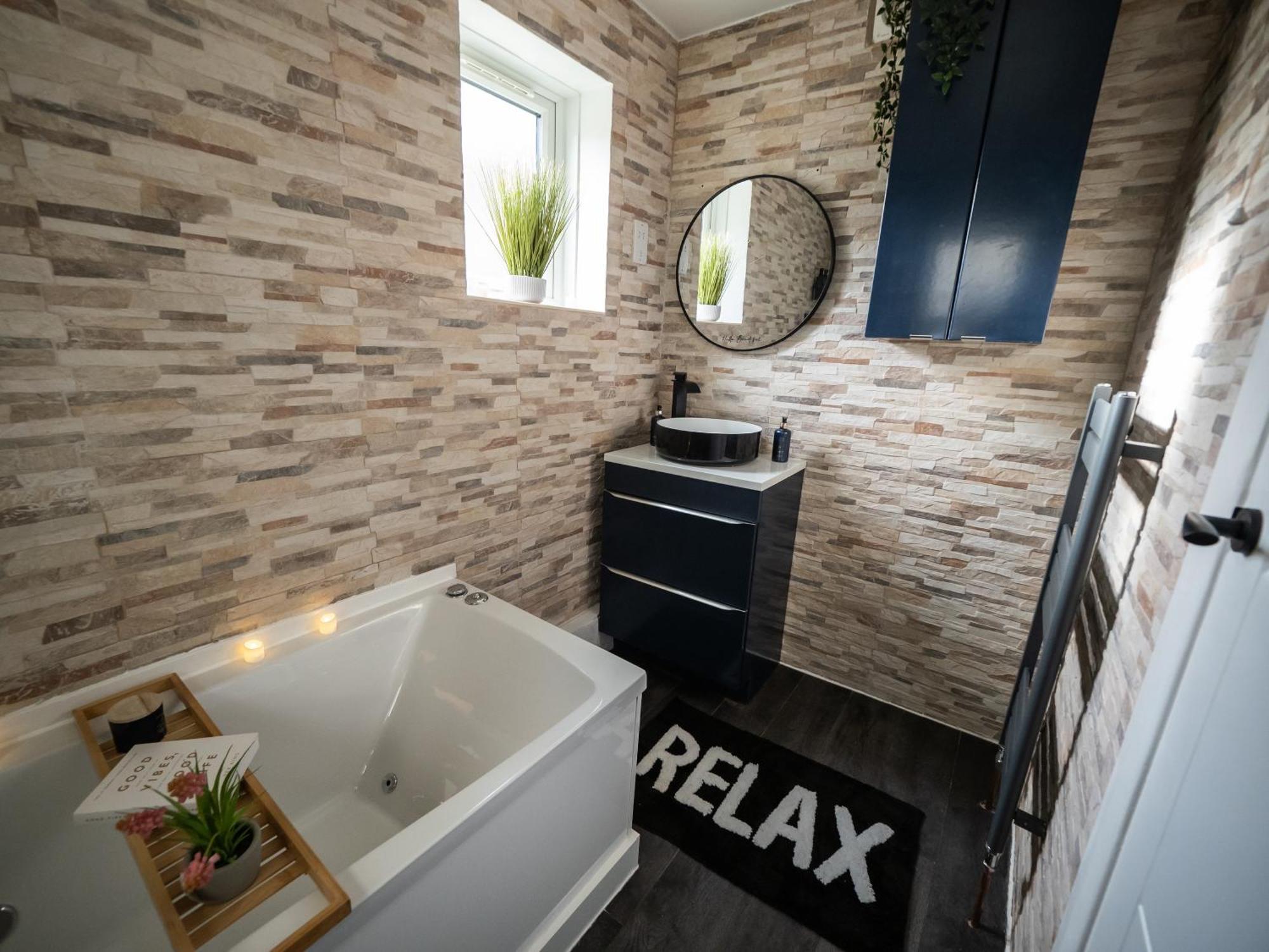 Apartmán Seaside Retreat: Luxury 1-Bed, Free Parking Portsmouth Exteriér fotografie